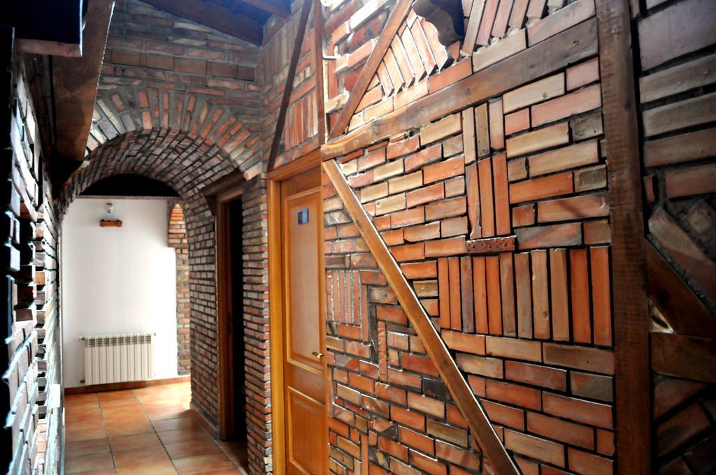 Hotel Restaurante La Parra La Franca Bagian luar foto